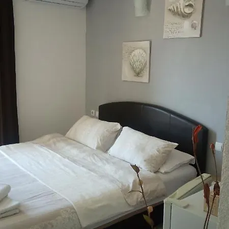 Rooms Jancic 乌尔齐尼 外观 照片