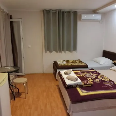 Rooms Jancic 乌尔齐尼 外观 照片