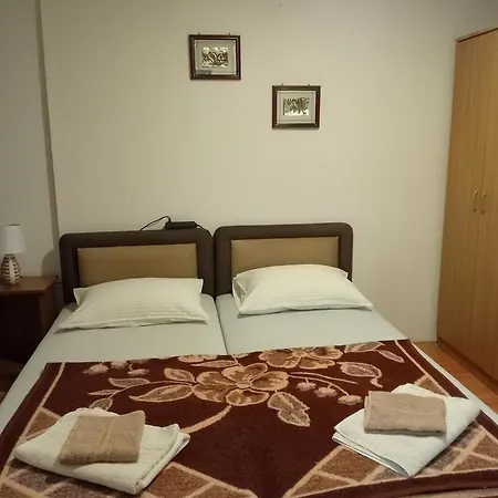 Rooms Jancic 乌尔齐尼 外观 照片